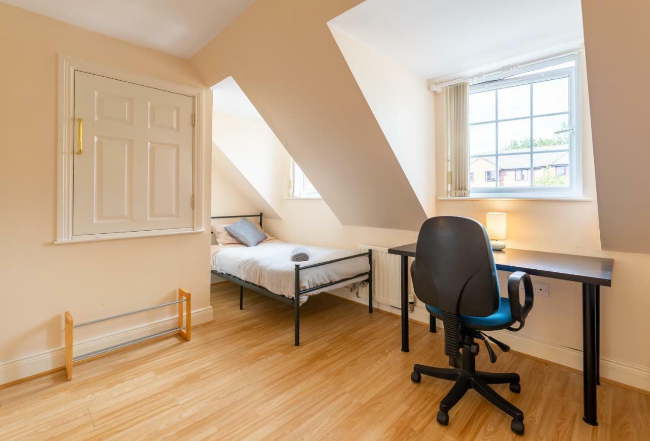 Newcastle City Centre Spacious Town House Free Parking And Wifi Εξωτερικό φωτογραφία